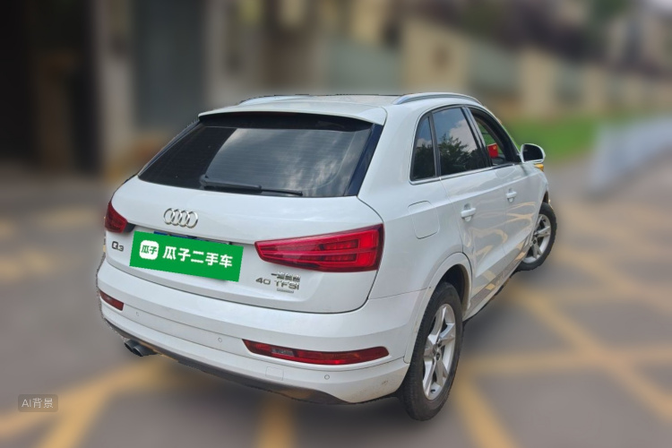 Audi Q3 2019 car image #7