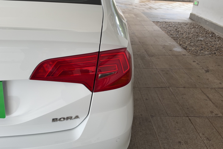 Volkswagen Bora 2020 car image #8