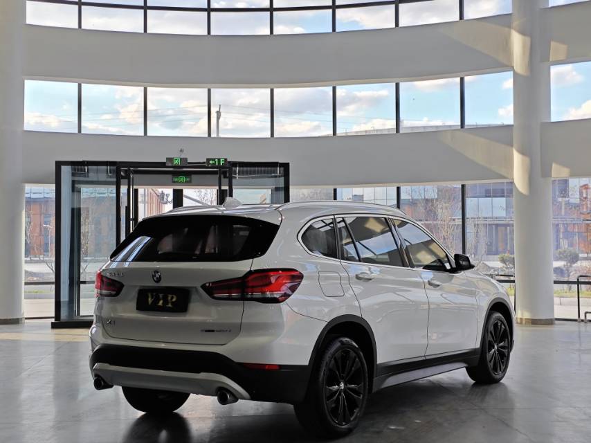 BMW X1 2021 car image #8