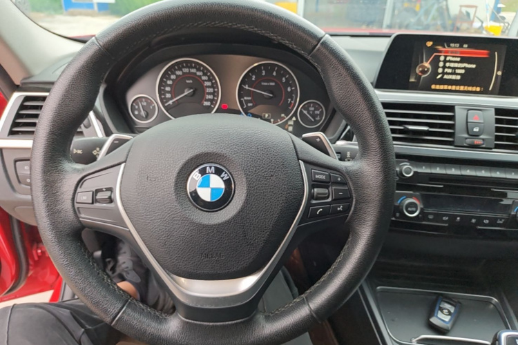 BMW 3 Series 2017 #11 BMW 3 Series 2017 car image #11