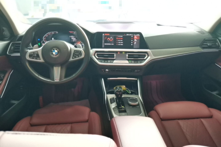 BMW 3 Series 2022 #10 BMW 3 Series 2022 car image #10