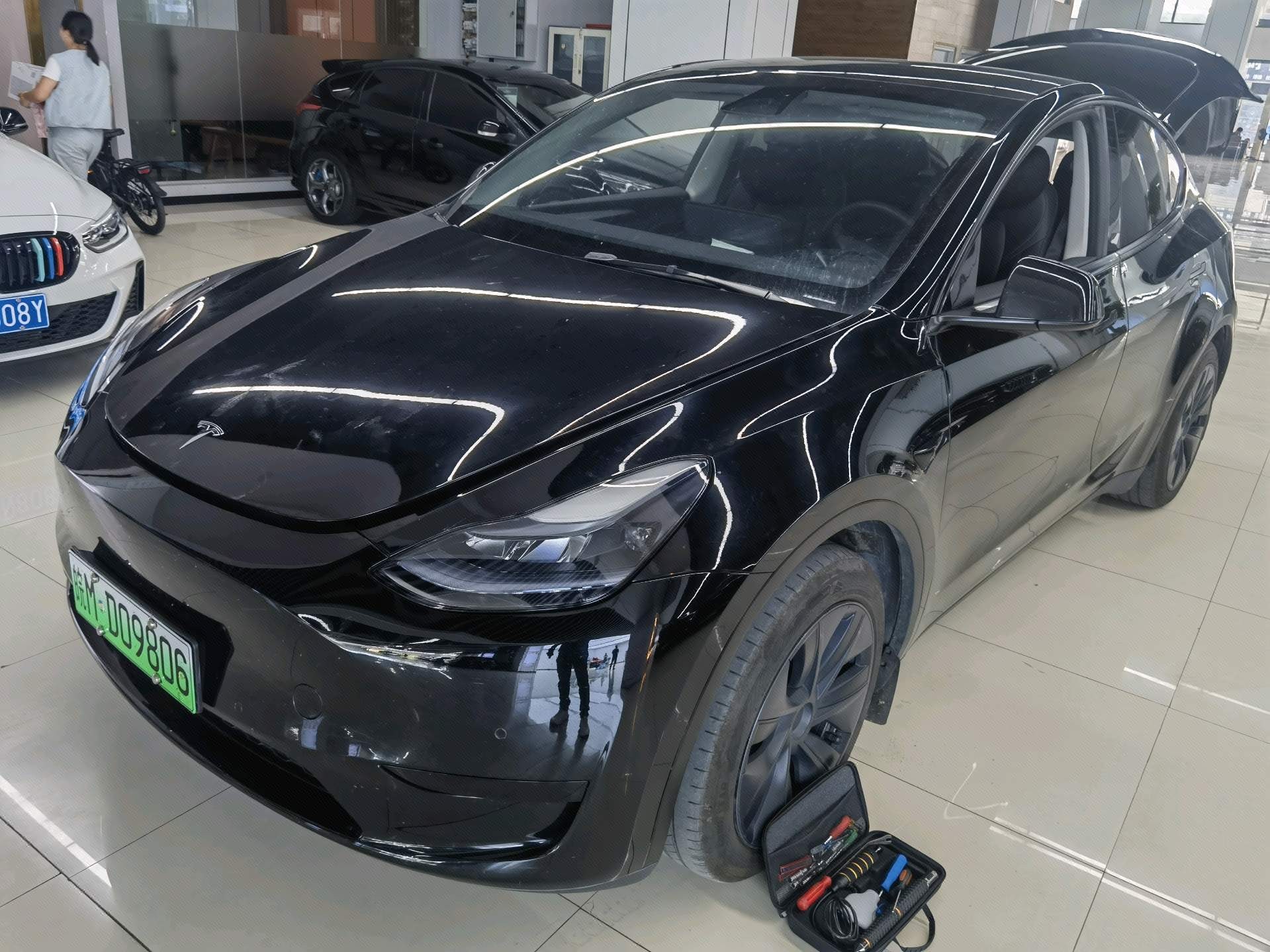 Tesla Model Y 2024 Tesla Model Y 2024 immagine di auto