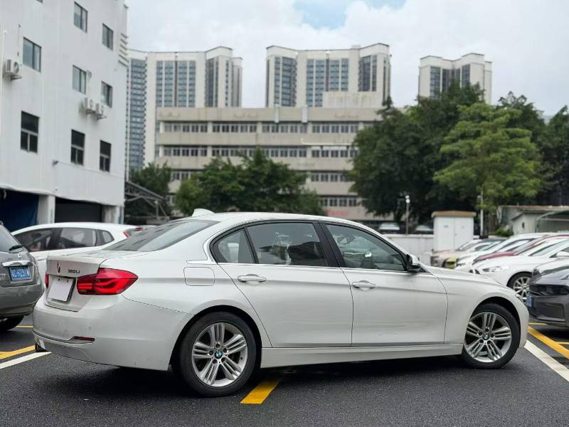 BMW 3 Series 2017 #3 BMW 3 Series 2017 car image #3