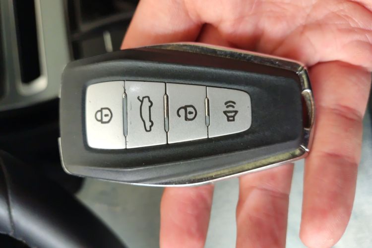 GEELY Emgrand 2021 immagine di auto #9