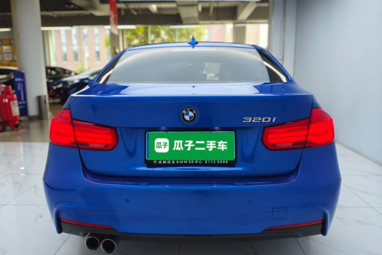 BMW 3 Series 2018 car image #6