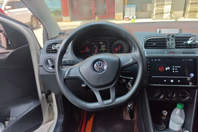 Volkswagen Polo 2014 #12 Volkswagen Polo 2014 car image #12