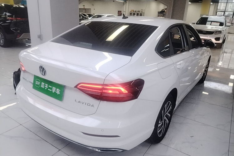 Volkswagen Lavida 2022 car image #7