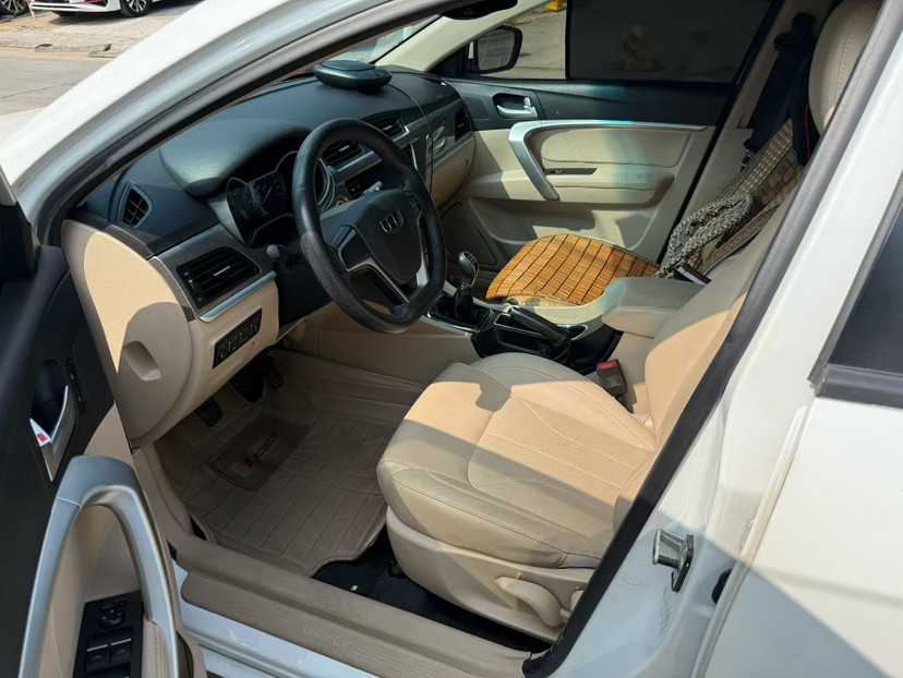 GEELY Emgrand 2017 car image #4