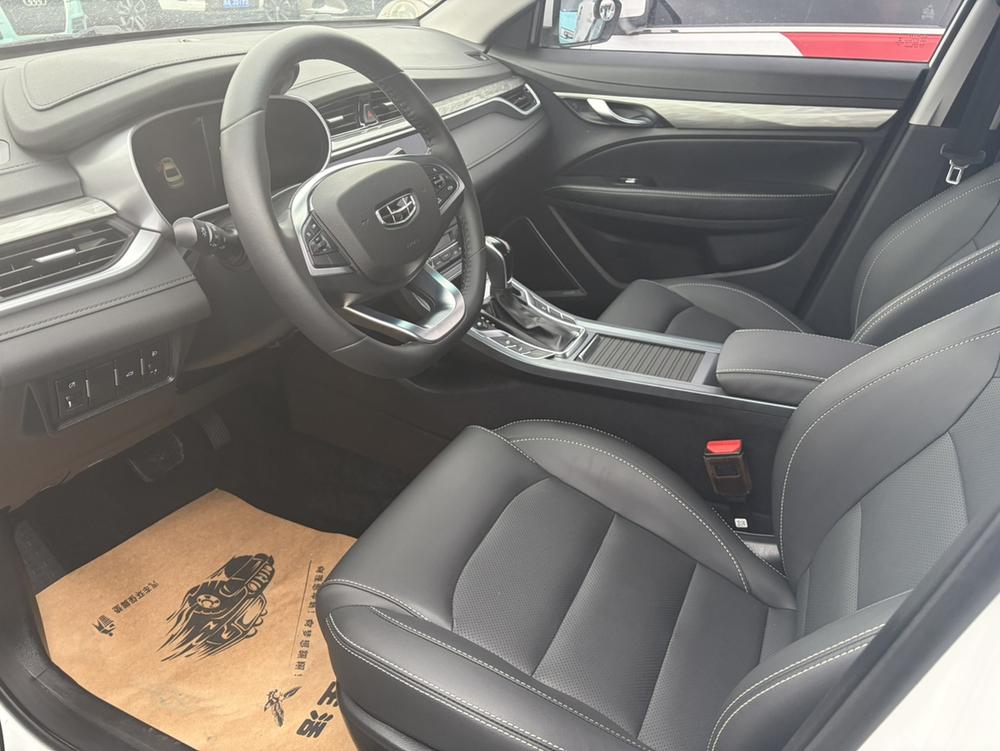 GEELY Emgrand 2019 #10 GEELY Emgrand 2019 car image #10