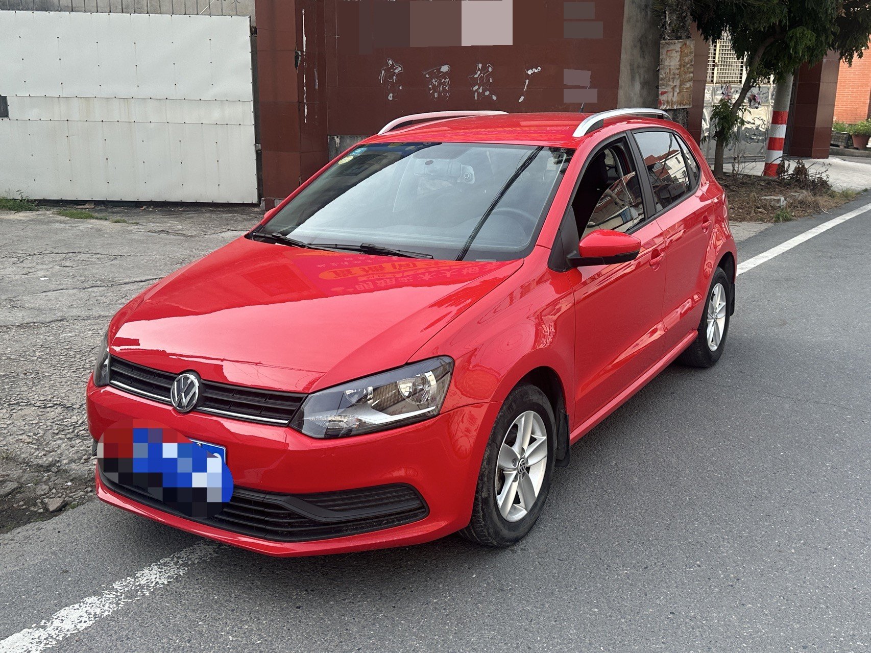 Volkswagen Polo 2018 car image 