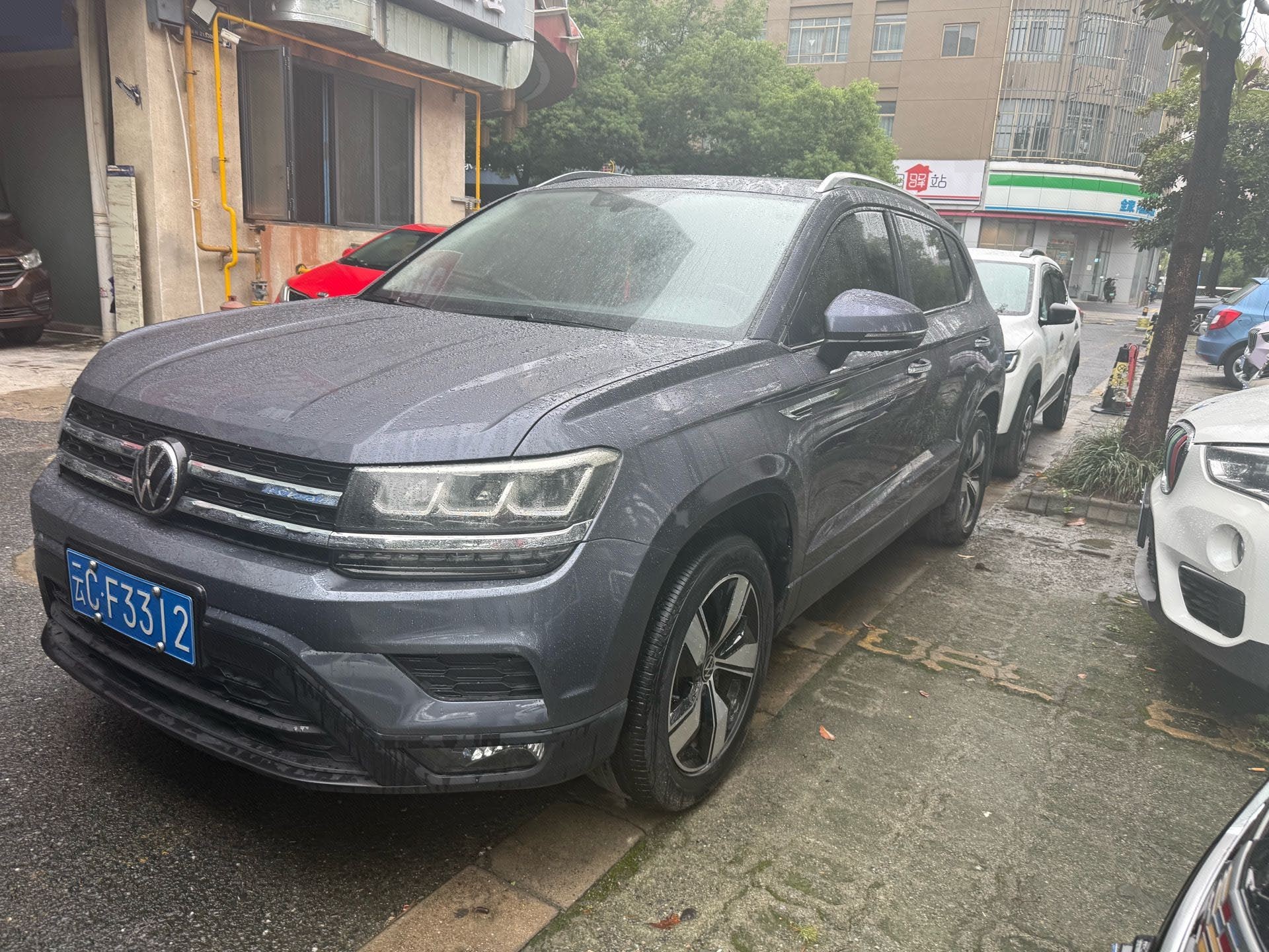 2022 2022 car image
