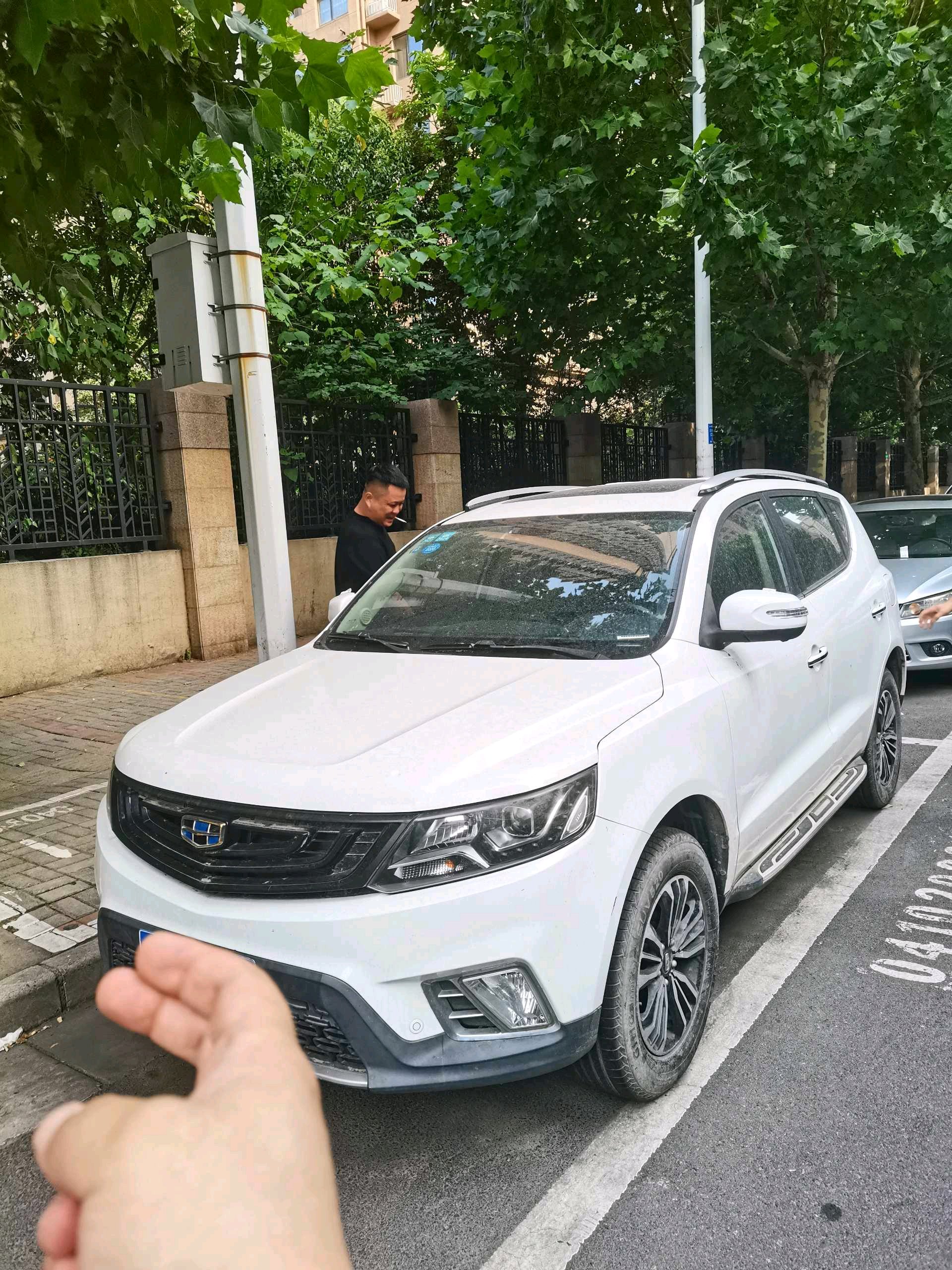 GEELY Vision X6 2017 car image 