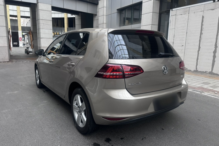 Volkswagen Golf 2017 #12 Volkswagen Golf 2017 car image #12