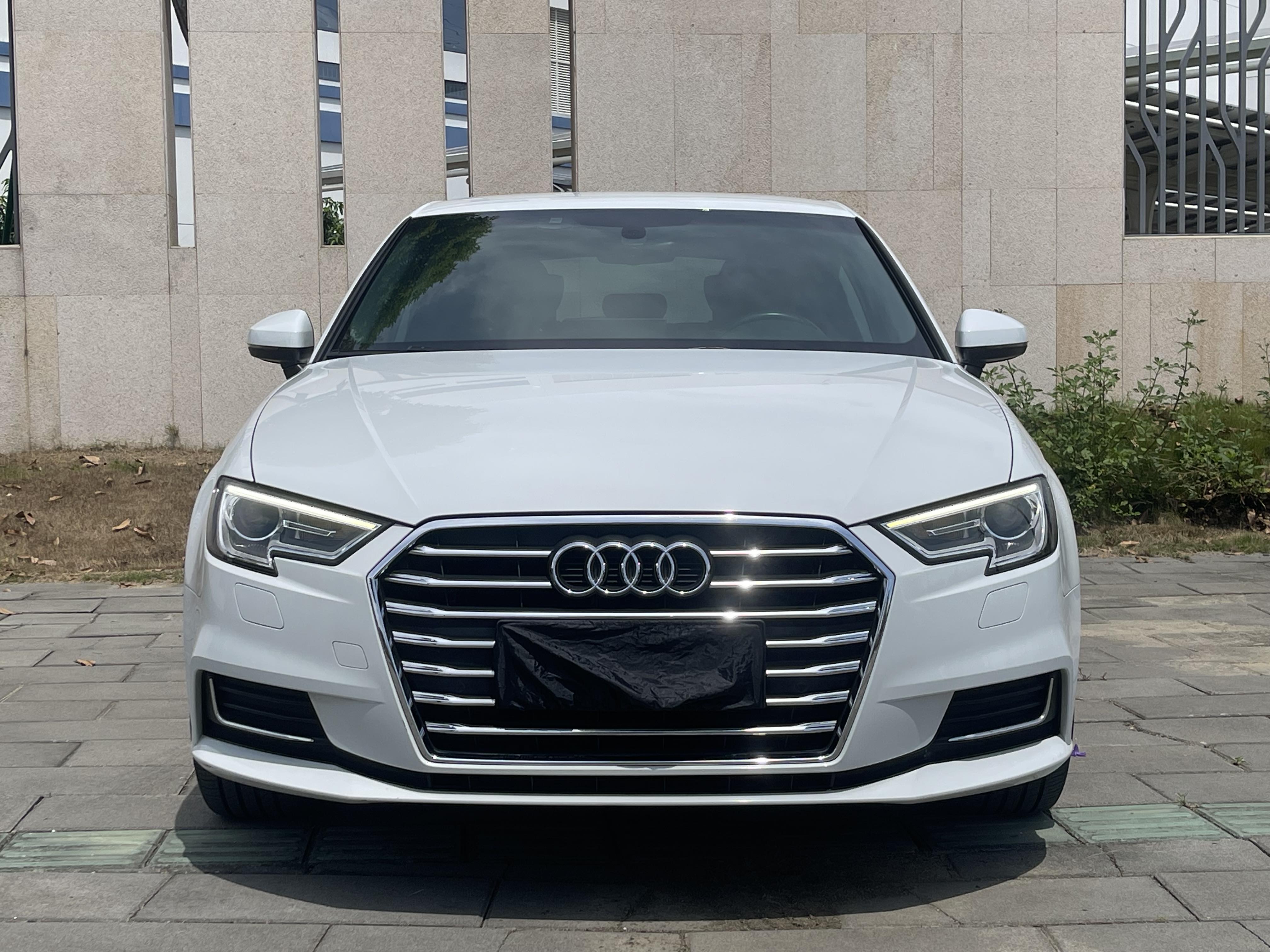 Audi A3 2019 car image #4