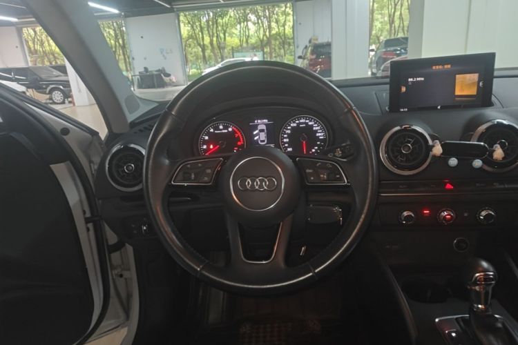 Audi A3 2019 #11 Audi A3 2019 car image #11