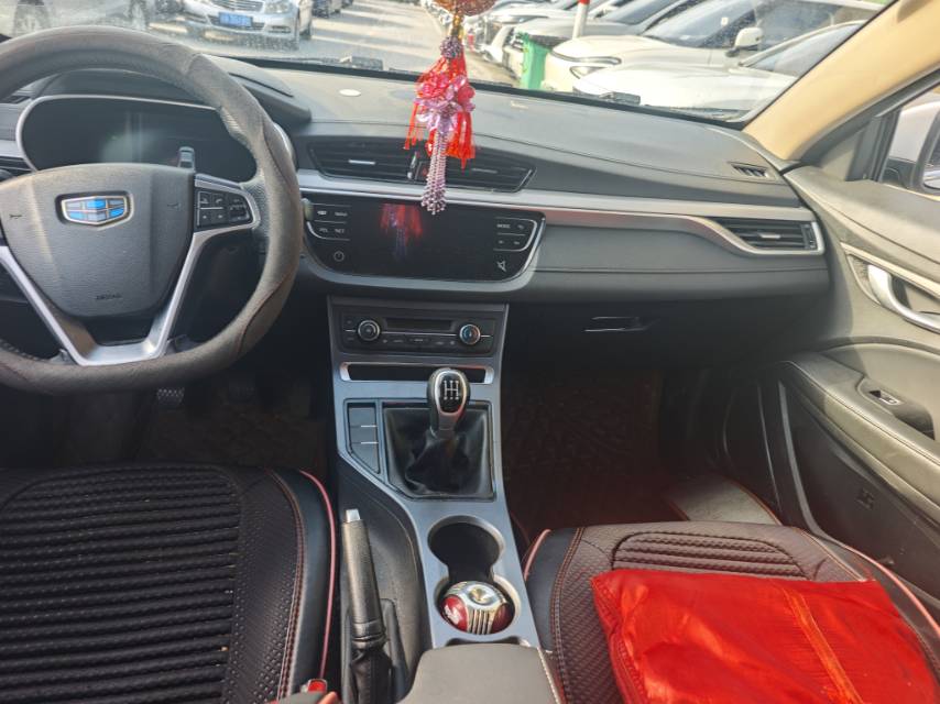 GEELY Emgrand 2018 #10 GEELY Emgrand 2018 car image #10