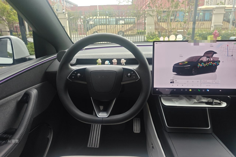 Tesla Model Y 2026 car image #12