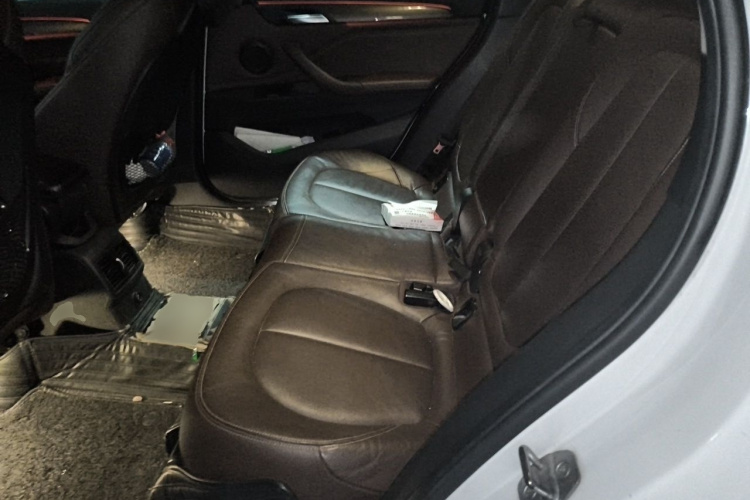 BMW X1 2018 #14 BMW X1 2018 car image #14