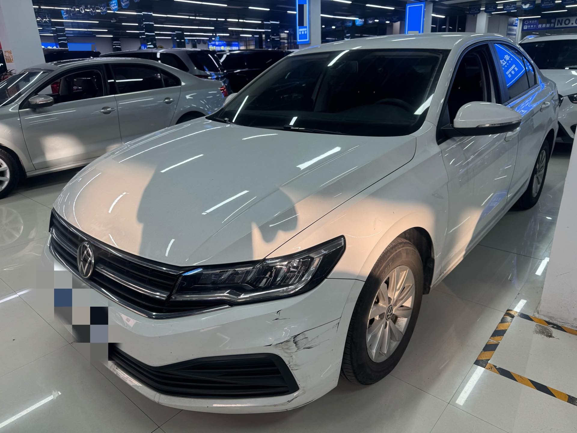 Volkswagen Bora 2021 car image 