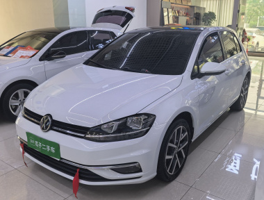 Volkswagen Golf 2018 car image 