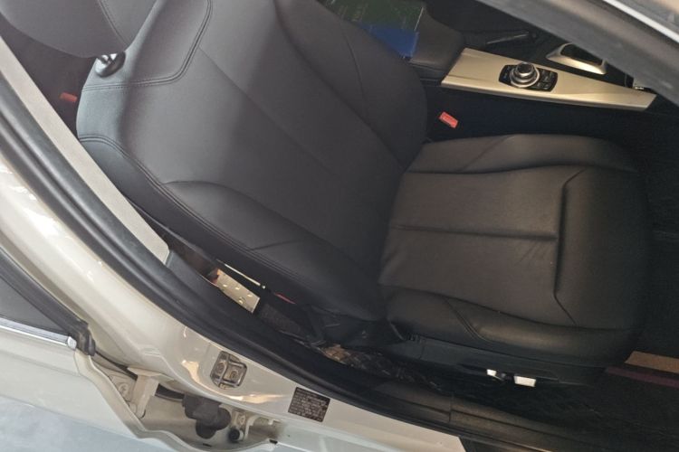 BMW 3 Series 2016 #24 BMW 3 Series 2016 car image #24