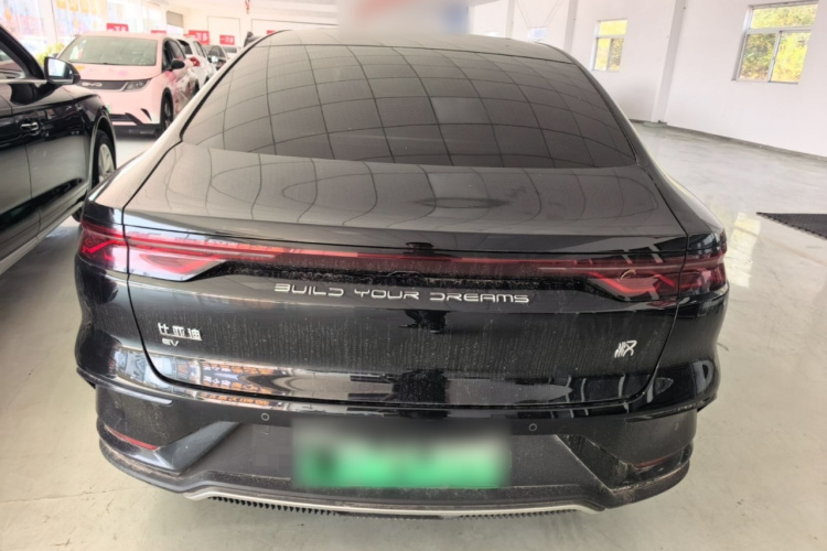 BYD Han 2023 car image #6