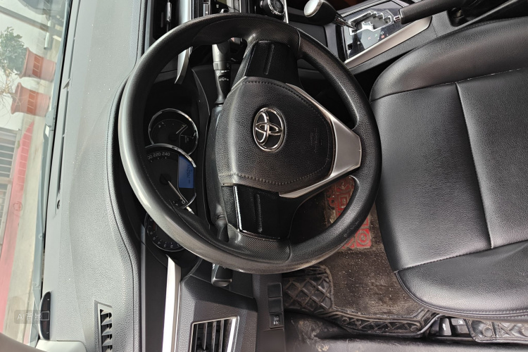 Toyota Corolla 2016 #12 Toyota Corolla 2016 car image #12