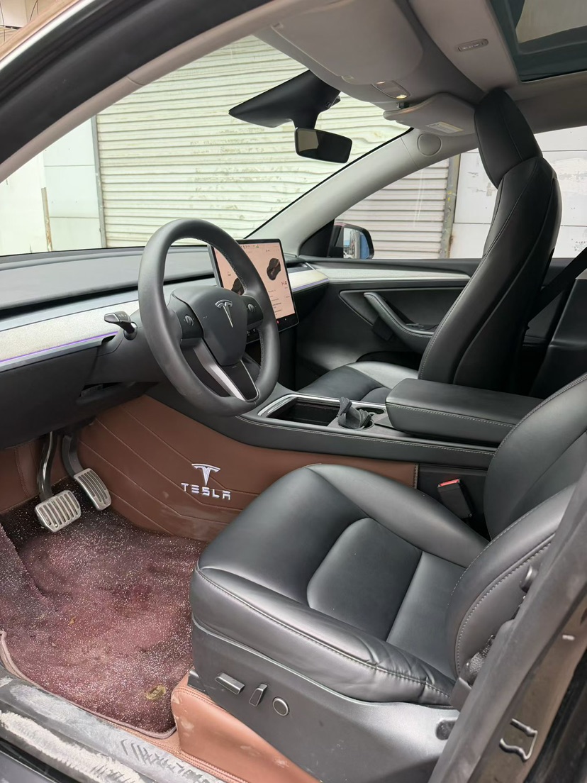 Tesla Model Y 2023 #4 Tesla Model Y 2023 immagine di auto #4