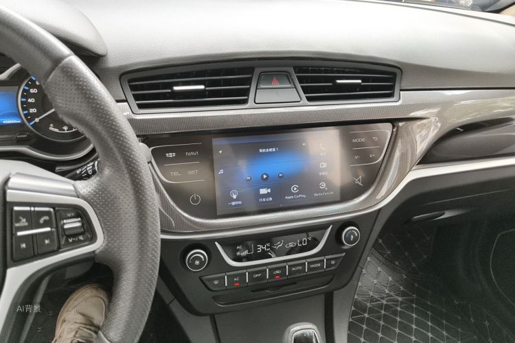 GEELY Emgrand 2017 car image #15