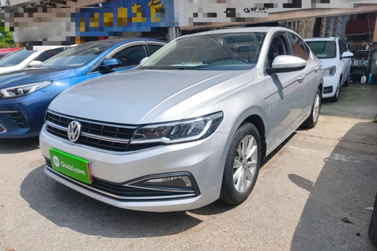 Volkswagen Bora 2019 car image #2