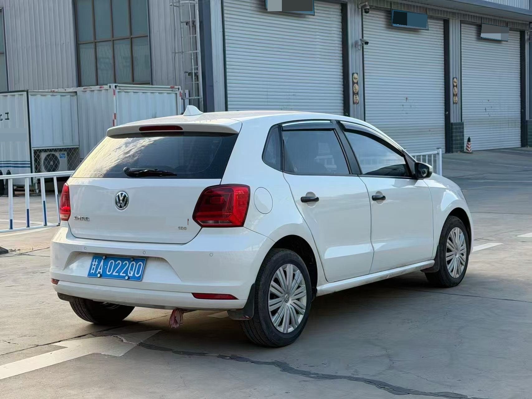 Volkswagen Polo 2017 car image #9