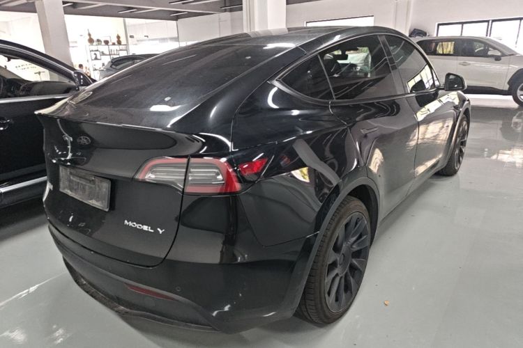 Tesla Model Y 2021 #7 Tesla Model Y 2021 car image #7