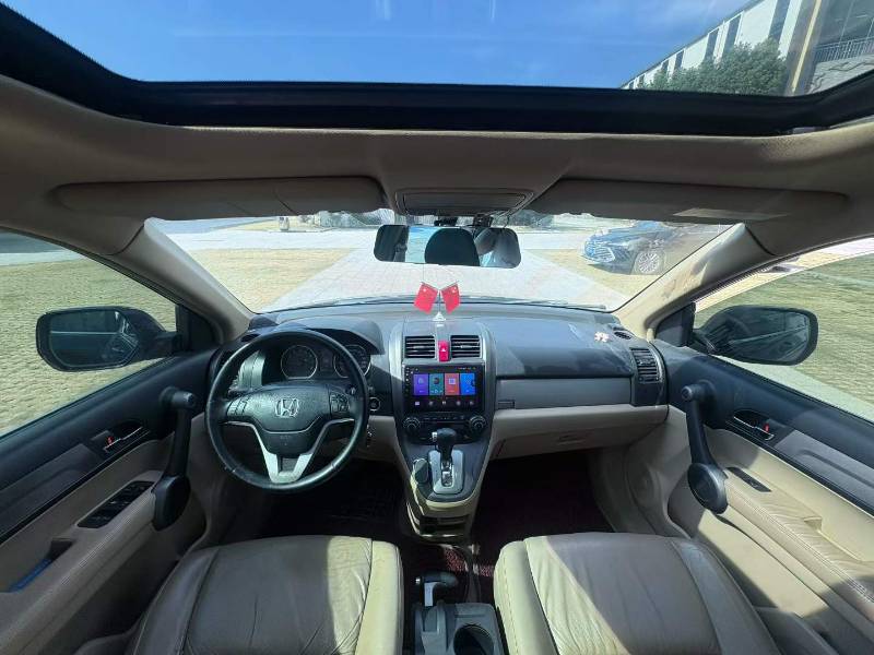 Honda CR-V 2011 immagine di auto #8