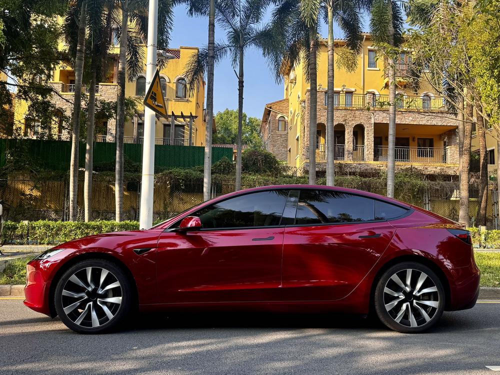 特斯拉 Model 3 2026 汽车图片 #3