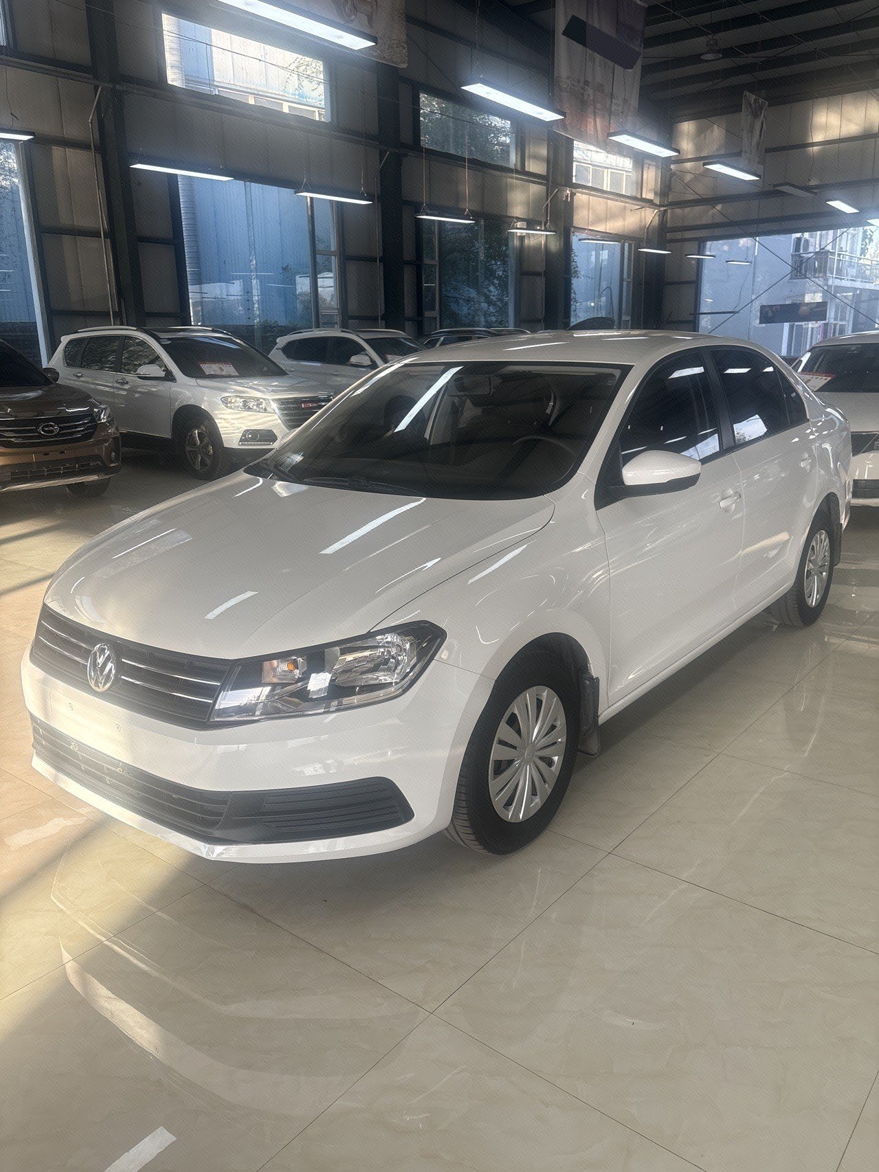 Volkswagen Santana 2017 car image 