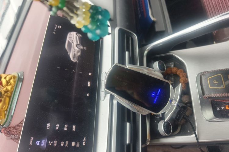 GEELY Coolray 2021 car image #15
