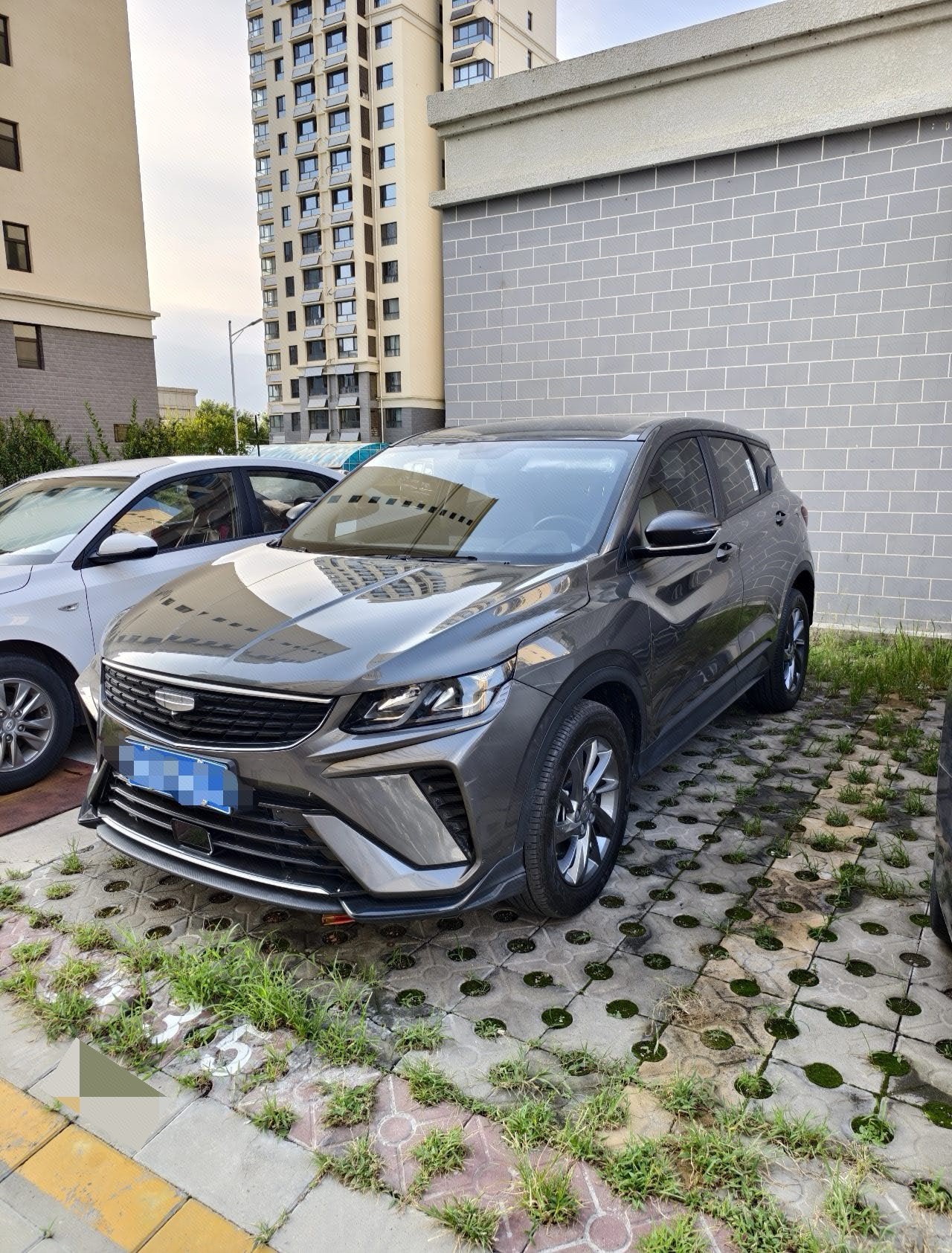 GEELY Coolray 2025 GEELY Coolray 2025 car image