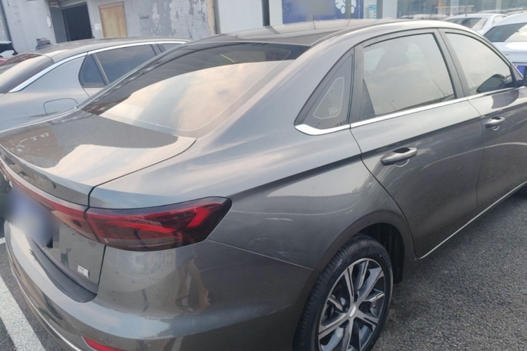 GEELY Emgrand 2024 #7 GEELY Emgrand 2024 car image #7