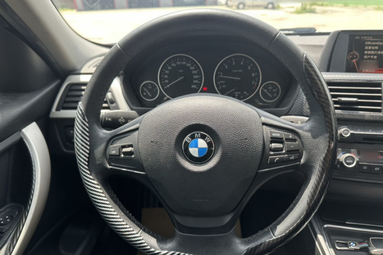 BMW 3 Series 2015 #22 BMW 3 Series 2015 car image #22