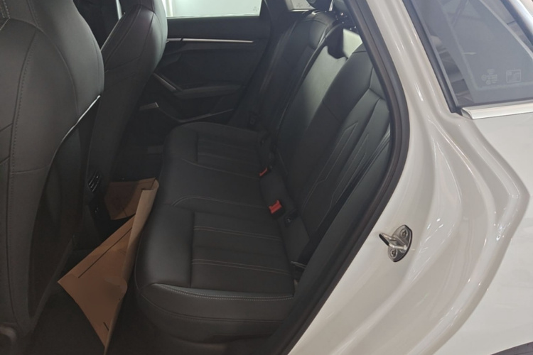 Audi A3 2025 صورة سيارة #17