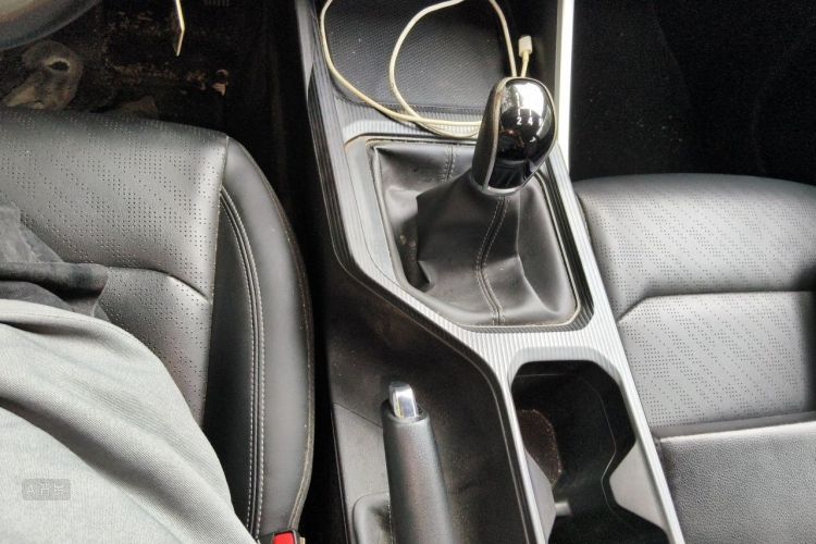 GEELY Emgrand 2022 car image #16