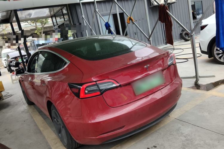 Tesla Model 3 2020 car image #5