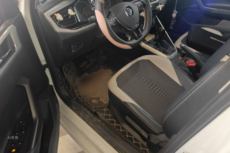 Volkswagen Polo 2021 immagine di auto #18