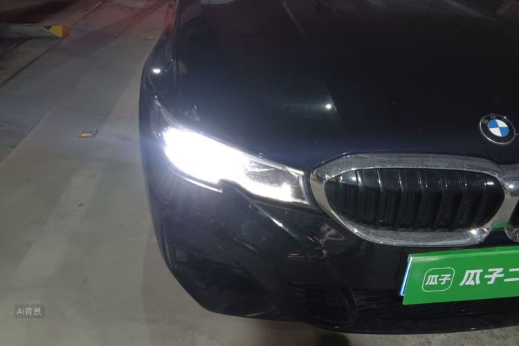 BMW 3 Series 2020 car image #8