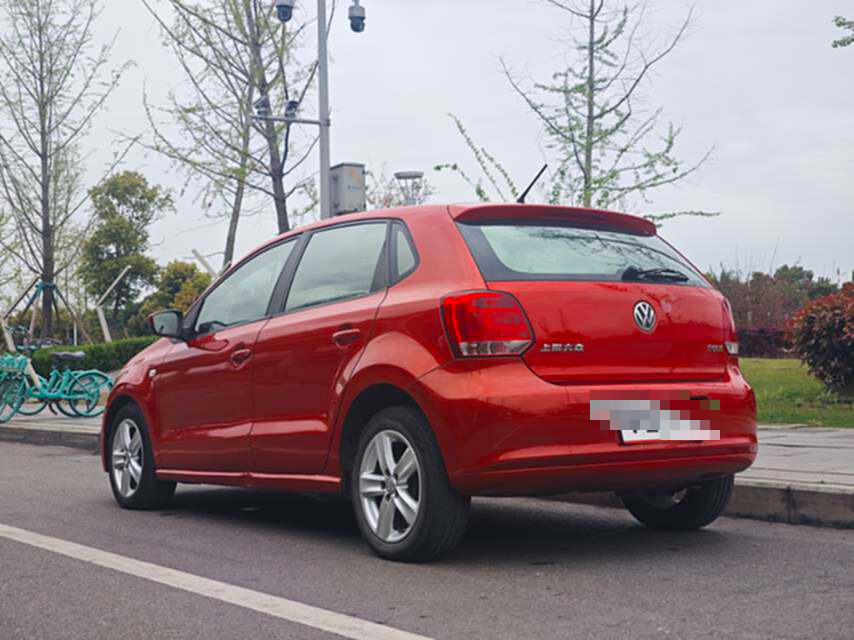 Volkswagen Polo 2011 #6 Volkswagen Polo 2011 car image #6