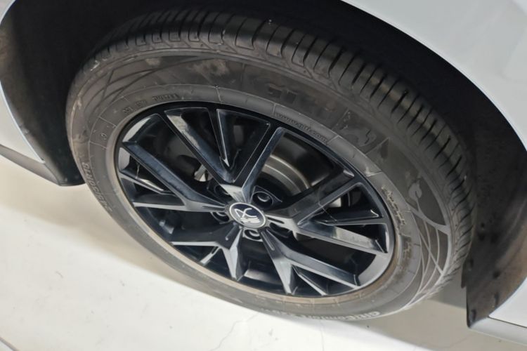 BYD Han 2024 car image #10