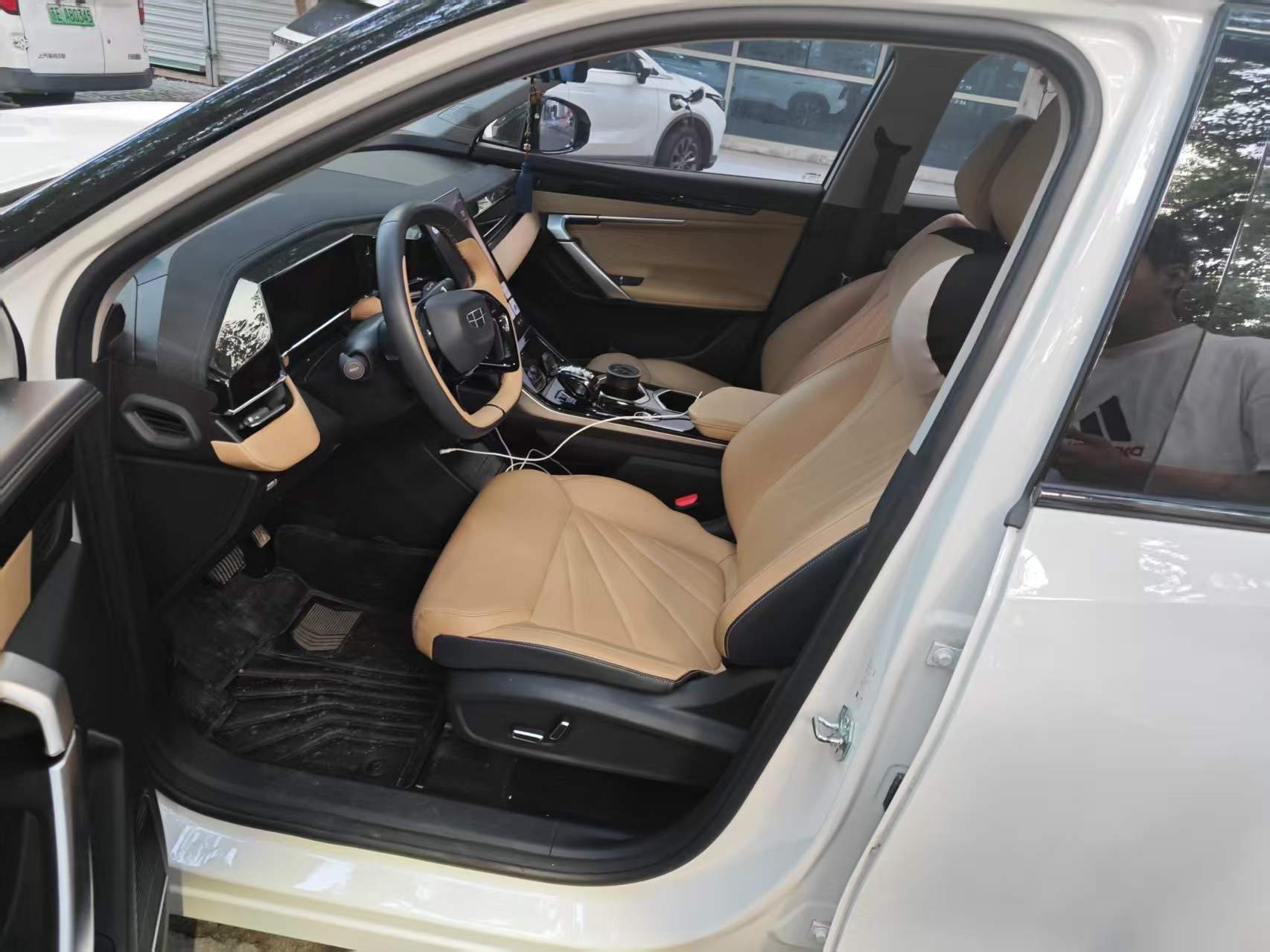 GEELY Boyue L 2023 #4 GEELY Boyue L 2023 car image #4