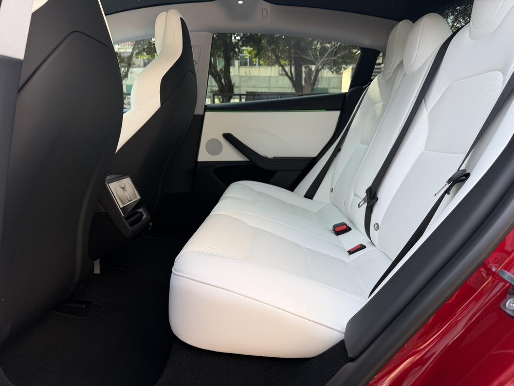 Tesla Model 3 2026 #10 Tesla Model 3 2026 car image #10