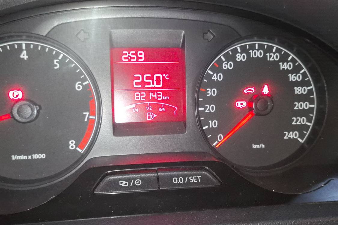 Volkswagen Santana 2015 car image #25