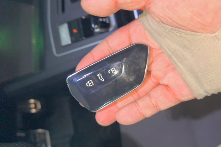 Volkswagen Golf 2022 car image #9